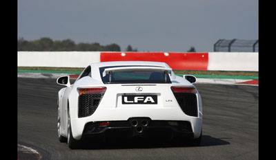 Lexus LFA 2009 3